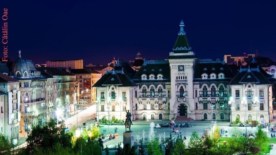 Blue Light Ultracentral Craiova Luaran gambar